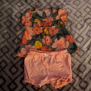 Carter’s 0-3M Matching Set